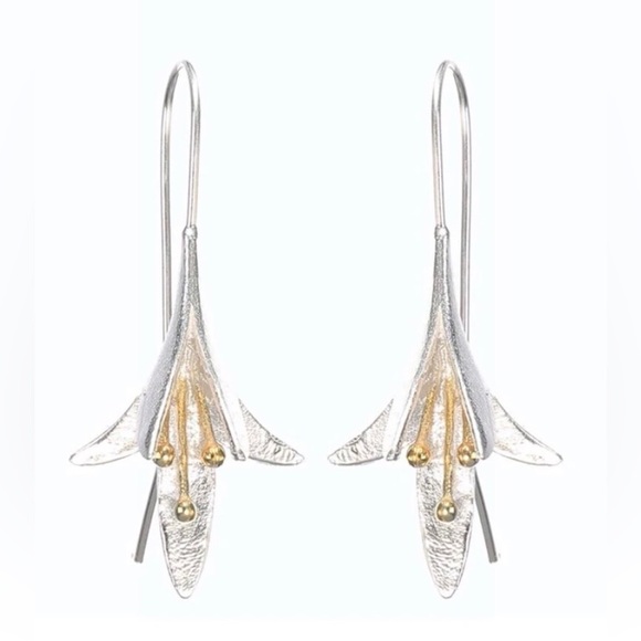 New Mixed Metal Floral Threader Drop Dangle Earrings ~ Tulips - Picture 1 of 16